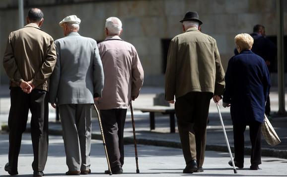 Obustavljena isplata za 2.379 penzionera koji žive u inozemstvu