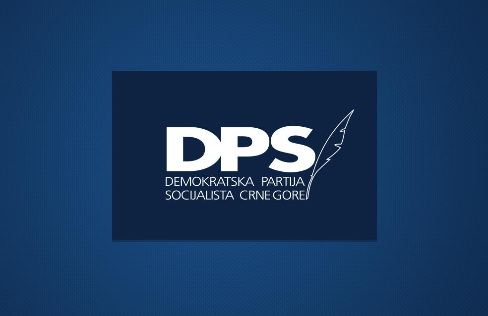 DPS: Perović, Amfilohije i izvanjci potvrđuju da su litije politički protesti protiv vlasti