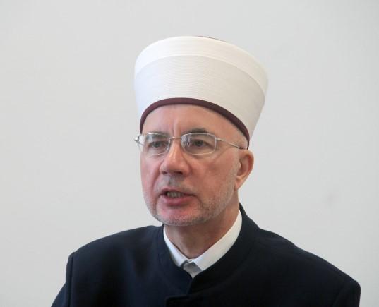 Muftija tuzlanski: Koliko je časno pomoći bolesnome, toliko je veliki grijeh otežavati mu njegovu nevolju