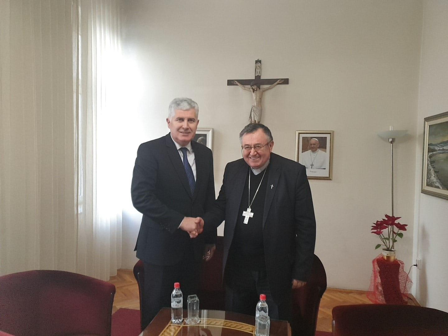 Čović uputio čestitku kardinalu Puljiću i svim vjernicima - Avaz