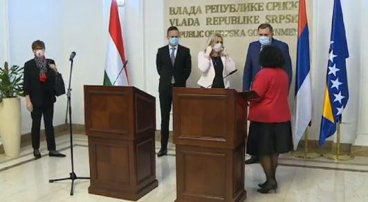 Mađarski ministar govorio "Bosna i Hercegovina", a prevodili kao "Republika Srpska"