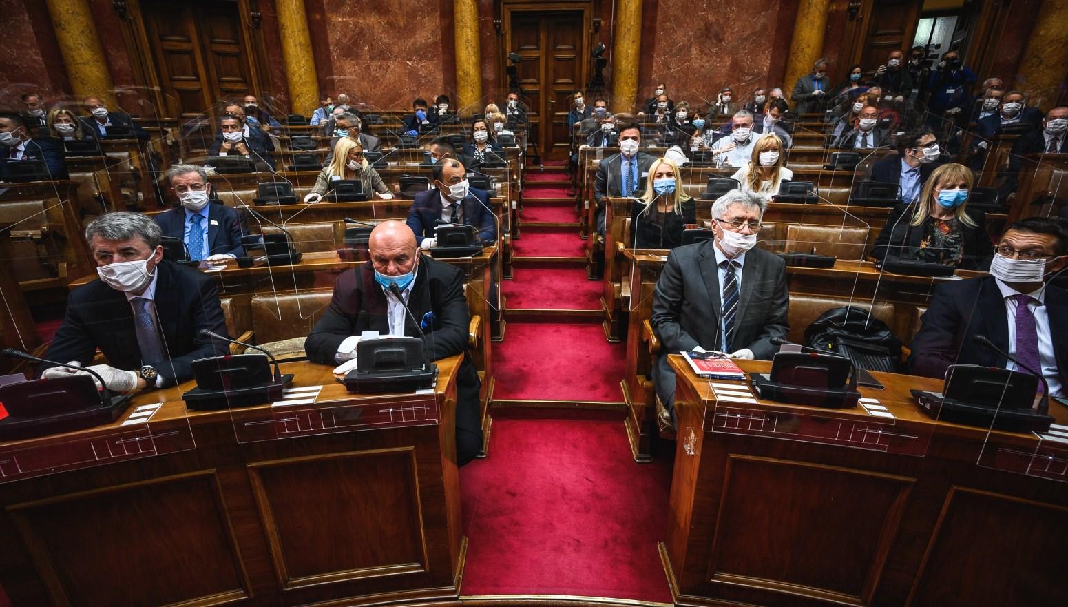 Skupština Srbije ukinula vanredno stanje