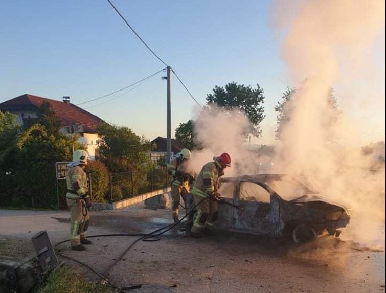 Drama kod Prijedora: Vozača iz buktinje spasili mještani