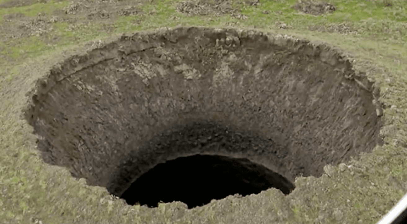 Džinovska eksplozija metana u Sibiru ostavila iza sebe 50 metara dubok krater