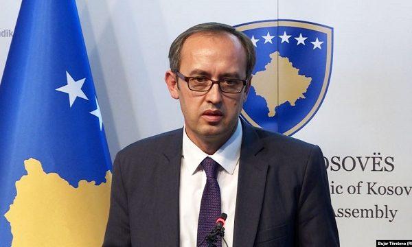 Hoti potpisao memorandum sa SAD, 5G na Kosovu