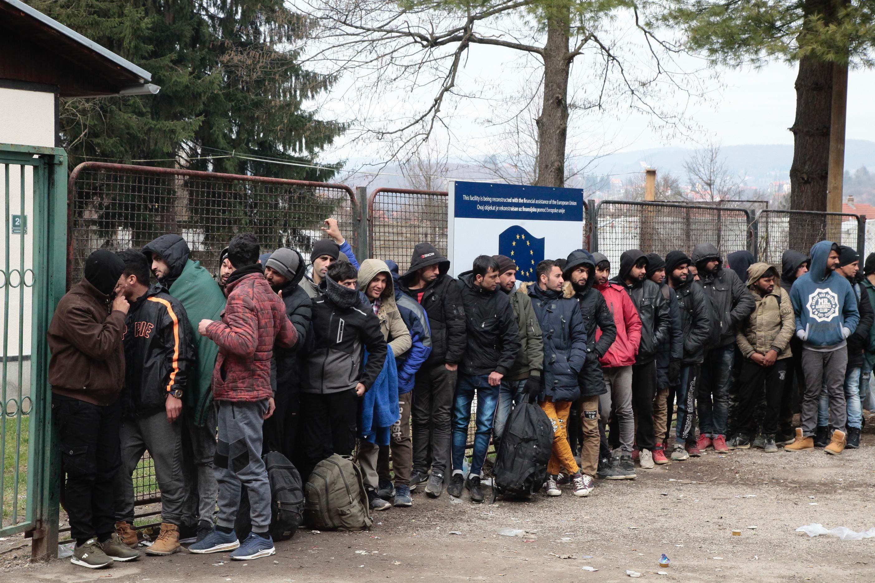 Stručnjaci upozoravaju: Migranti moraju biti u kampovima, pod kontrolom države