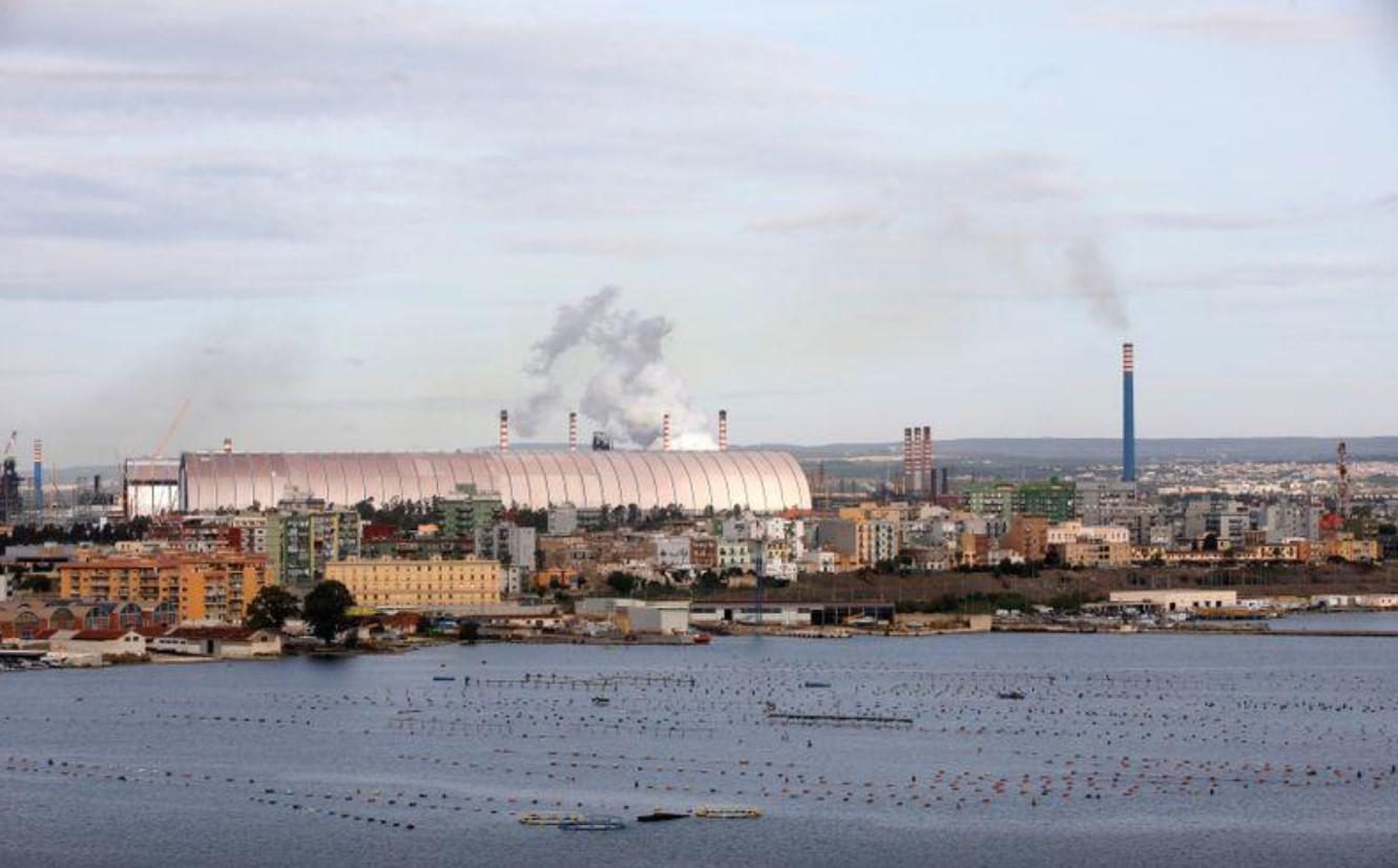 The Ilva steel plant in Taranto, Italy - Avaz