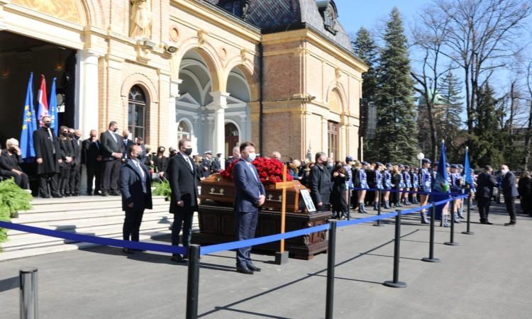 Skaka prisustvovao sahrani zagrebačkog gradonačelnika Bandića