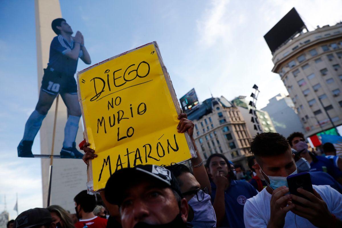 Argentinci traže pravdu za Dijega Maradonu, tvrde da je ubijen