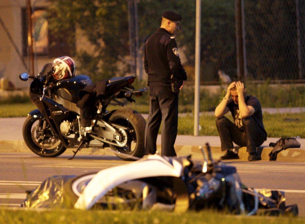 Detalji nesreće: Motociklist pretjecao aute, na zebri usmrtio djevojku
