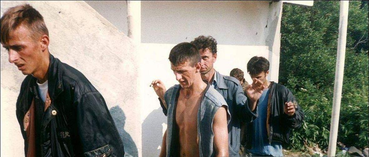 Fotografija koju je snimio ratni fotograf iz Srbije otkrila je surovu smrt trojice zarobljenih Srebreničana