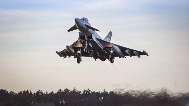 Britanski tajfuni presreli ruske vojne avione