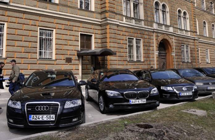 Objavljeni revizorski izvještaji državnih institucija: Milione potrošili na službena vozila