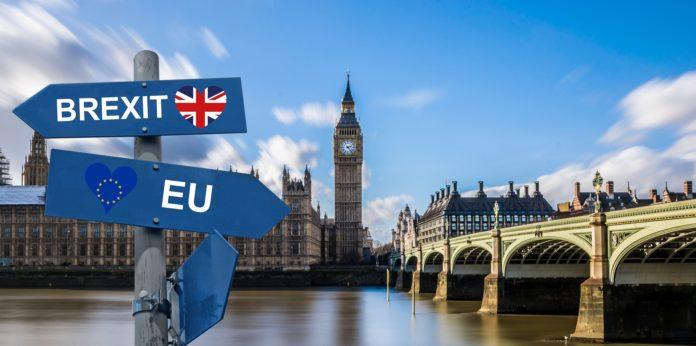 Posljedica Brexita: Evropljani od danas u Veliku Britaniju mogu ući samo s pasošem