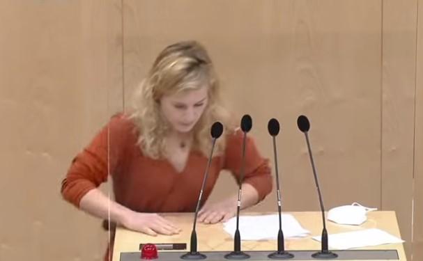 Zastupnica u Austriji pala u nesvijest tokom govora