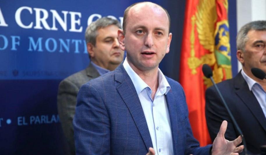 Predsjednik Odbora za sigurnost Skupštine Crne Gore traži dozvolu za nošenje oružja