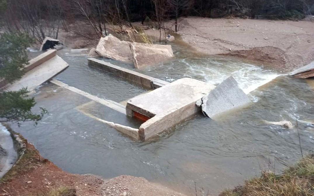 Pukla brana na jezeru kod Bosanskog Grahova