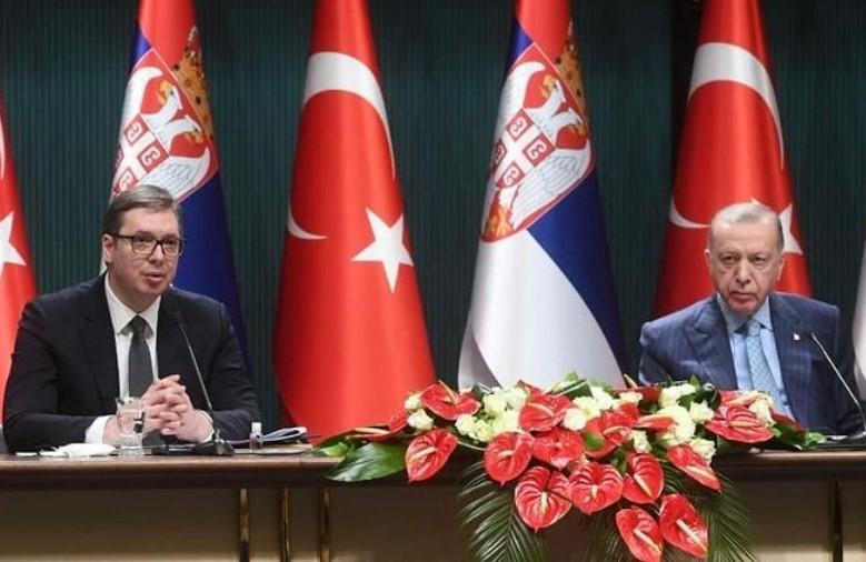 Vučić sa Erdoanom o BiH: Očuvanje mira od presudnog je značaja i za Srbiju i za Tursku