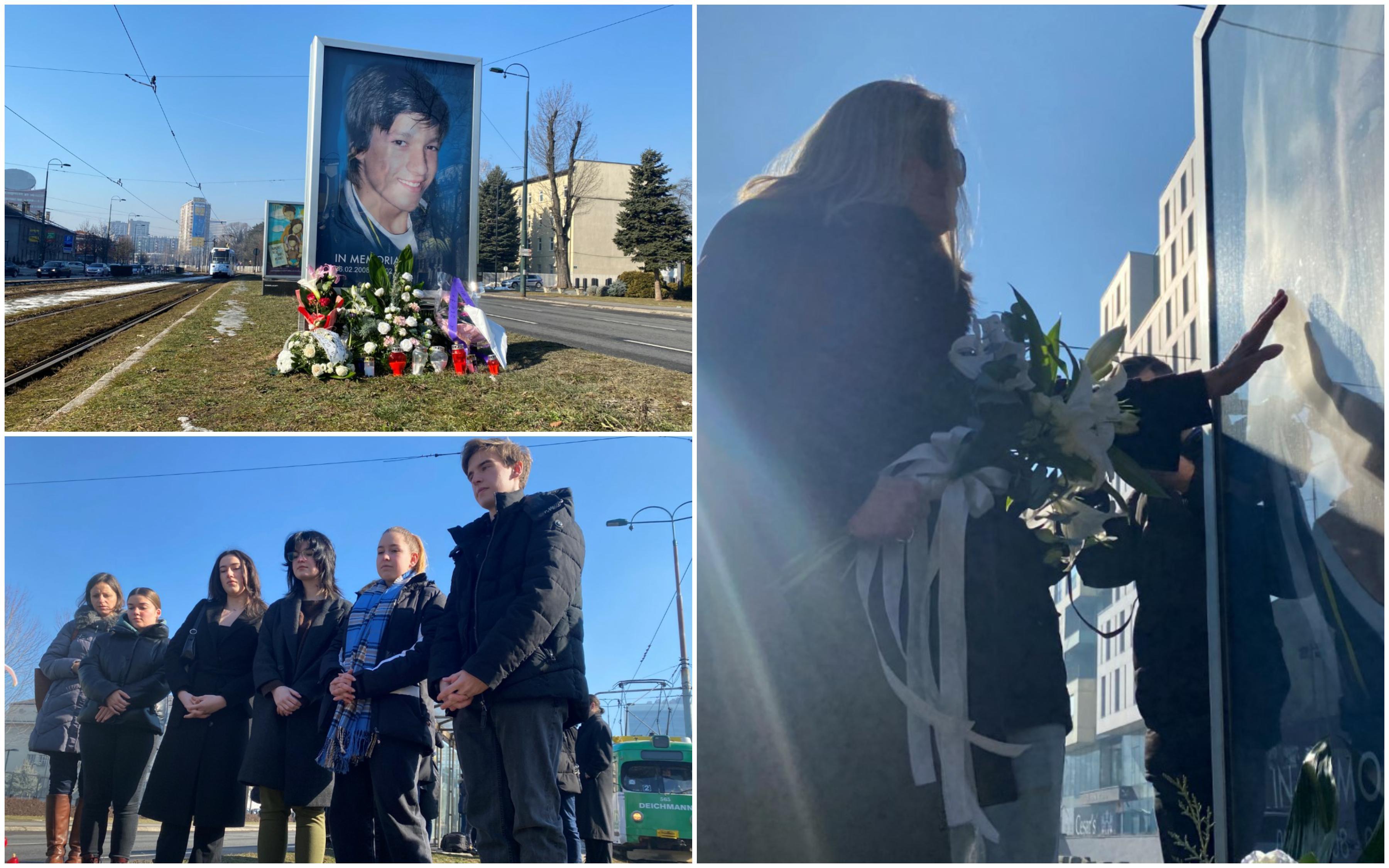 "Avaz" na licu mjesta: Majka Denisa Mrnjavca s cvijećem u rukama poljubila fotografiju brutalno ubijenog sina