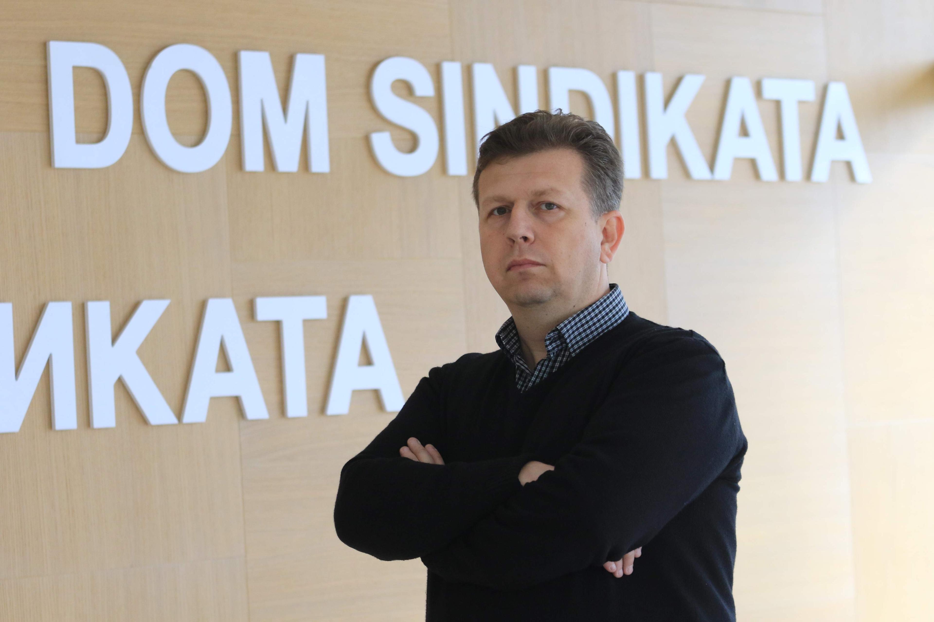 Predsjednik sindikata Šatorović: Radnicima bi trebalo osigurati slobodu nedjelju i naknade za rad vikendom