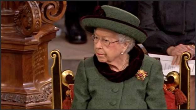 Njeno prvo pojavljivanje na velikom događaju ove godine: Kraljica Elizabeta prisustvuje komemoraciji za princa Filipa