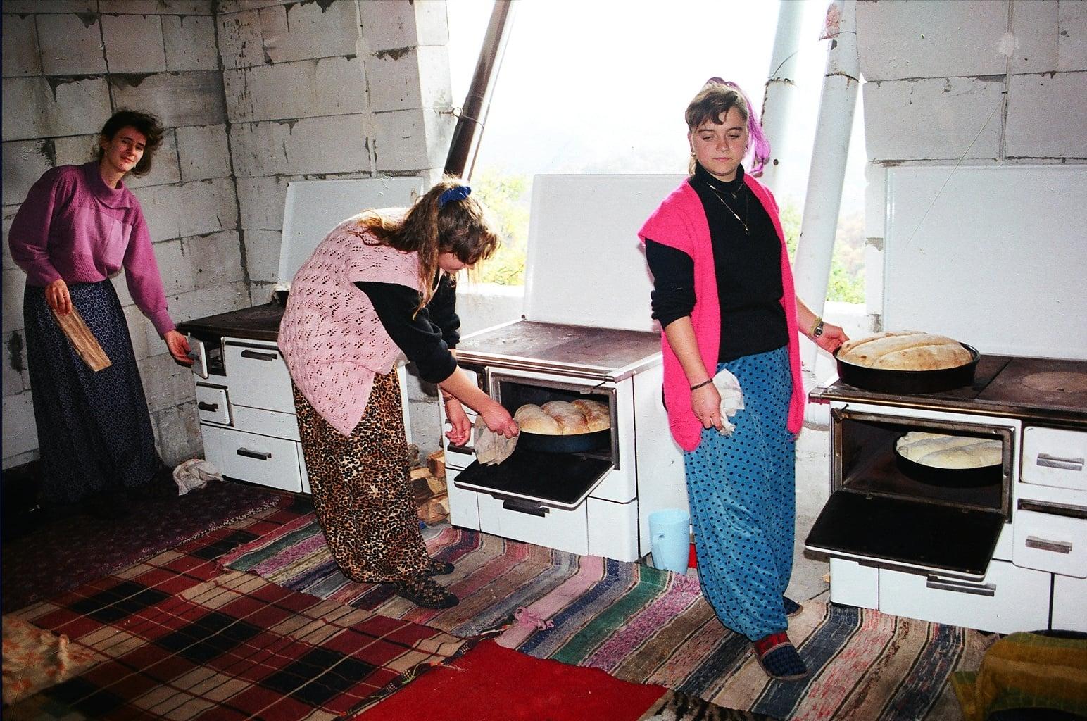 Sjećanje na heroine iz Goduša u brdima Majevice: Tek stasali djevojčurci, pravile su hranu za borce Armije na liniji