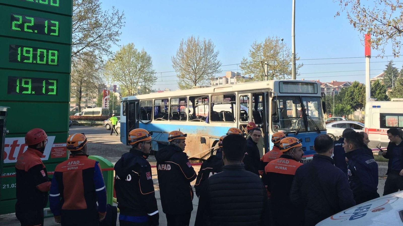 Drama u Turskoj: Eksplodirao autobus sa zatvorskim čuvarima, poginula najmanje jedna osoba
