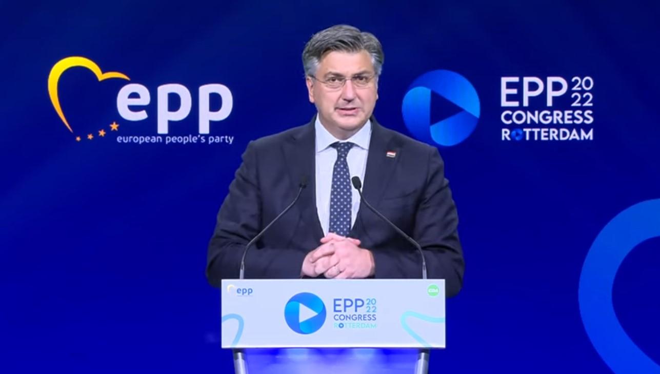 Plenković: EPP treba sankcionirati Rusiju, Ukrajina zaslužuje status kandidata za EU