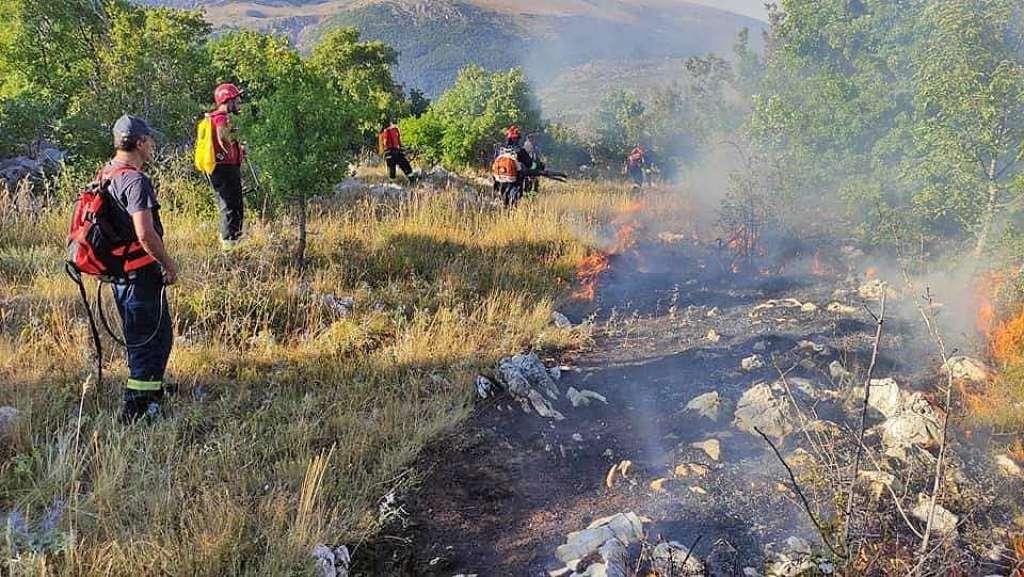 Ponovno aktivni požari u Konjicu i Čapljini, situacija u Neumu stabilna