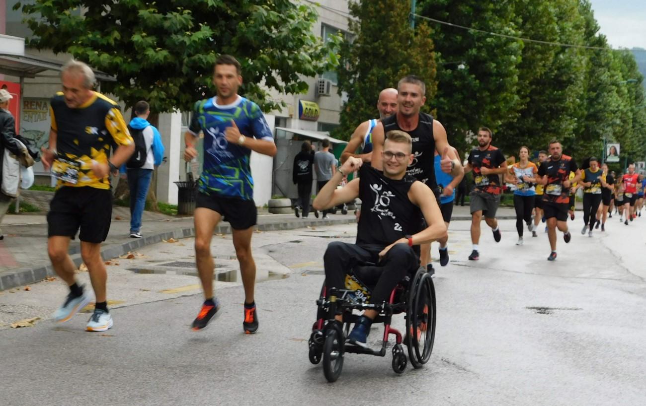 Održana ulična utrka: Emir Hastor i Alma Hrnjić bili najbrži