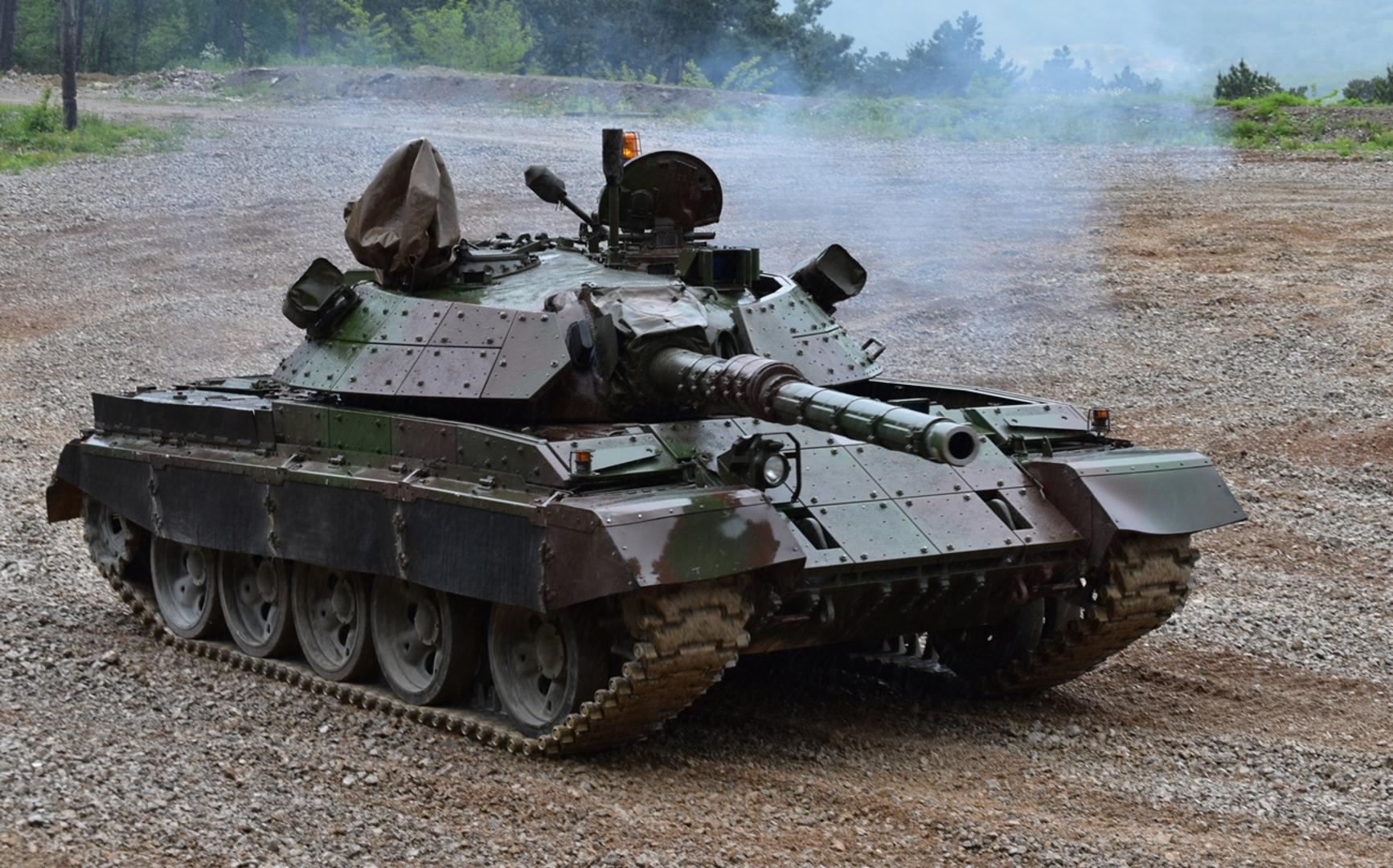 Tenk M-55S - Avaz