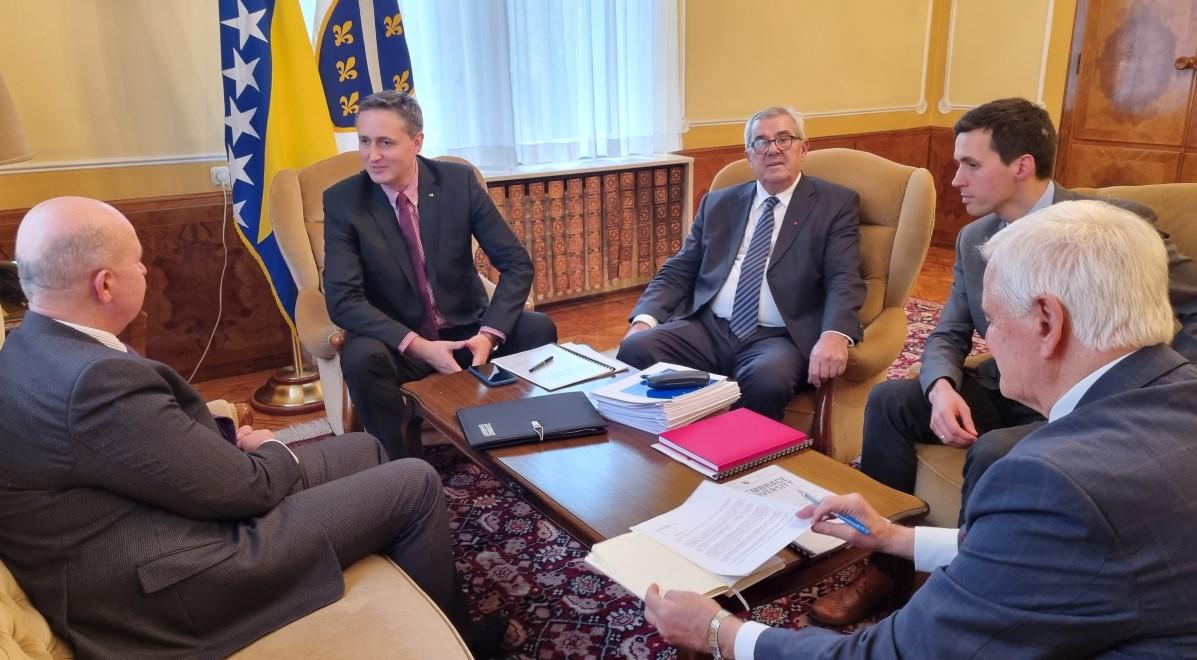 Bećirović razgovarao sa direktorom Direkcije za evropske integracije BiH: Ubrzati rad na 14 ključnih prioriteta za EU