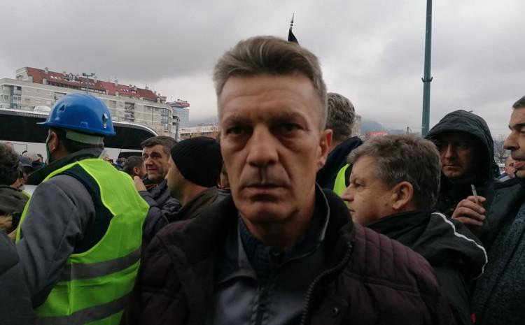 Husić: Ne odustajemo od borbe za svoja prava - Avaz