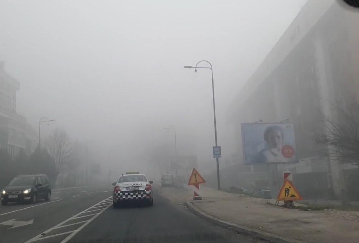 Magla i smog stvaraju probleme vozačima u KS - Avaz