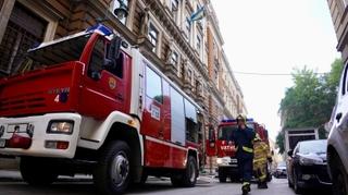 Požar zahvatio dvije kuće na Bistriku: Lokaliziran je