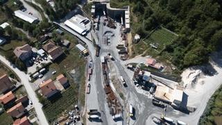 "Avaz" na licu mjesta: Pogledajte snimke iz zraka gradnje dionice Poprikuše - Nemila na Koridoru 5C