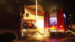 Zapaljen kabasti otpad u Sarajevu: Požar brzo ugašen