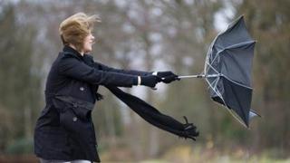 Kantonalna uprava civilne zaštite: Preduzmite preventivne mjere zaštite zbog jakog vjetra