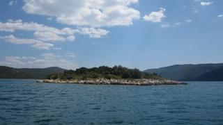 Jedan oglas aktuelizirao priču o Školjevima: Ko prodaje otok u Jadranskom moru