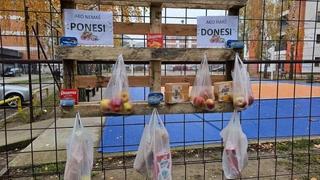 Humana akcija u bh. gradu, ne žele ostaviti sugrađane gladne: "Ako imaš donesi, ako nemaš ponesi"
