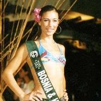 "Avazov" vremeplov: Mirela Bulbulija osvojila titulu "Talent šou" u Manili 2003. godine
