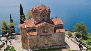 Biserni Ohrid: Utočište svjetla i raskošne prirode 