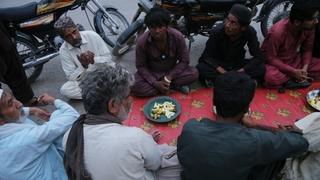 Ramazan u Pakistanu: Tradicionalni iftari na ulici