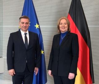 Zvizdić se sastao sa predsjednicom Bundestaga Barbel Bas