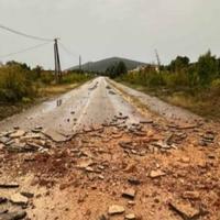 Snažno nevrijeme u Hercegovini, cestu u Ljubuškom raznio grom
