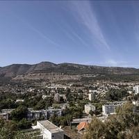 Izraelski mediji: Iz Libana na grad Kirjat Šmona ispaljeno 14 raketa
