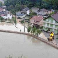 "Merhamet" kontinuirano doprema interventnu pomoć poplavljenim područjima u Krajini