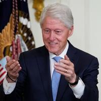 Bil Klinton: Žalim što sam uvjerio Ukrajinu da odustane od nuklearnog oružja