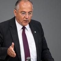 Poslanik Bundestaga Josip Juratović za "Avaz": SDA i DF stalno "kopaju" protiv sistema
