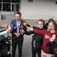 Arnautović o ubistvu u Tuzli: Osumnjičeni najvjerovatnije pucao iz službenog pištolja